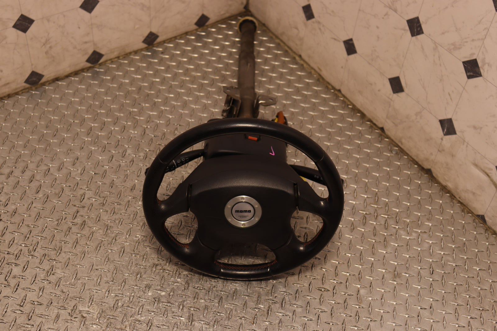 2002 2003 2004 2005 2006 2007 Subaru Impreza WRX STI GD GG Momo Leather Steering Wheel & Airbag JDM OEM