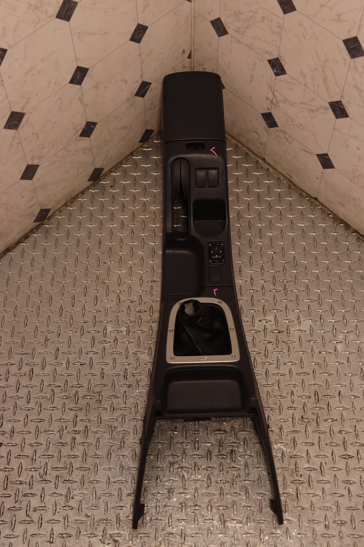 2002 2003 2004 2005 2006 2007 Subaru Impreza WRX STI GD GG Center Console Armrest Assembly JDM OEM