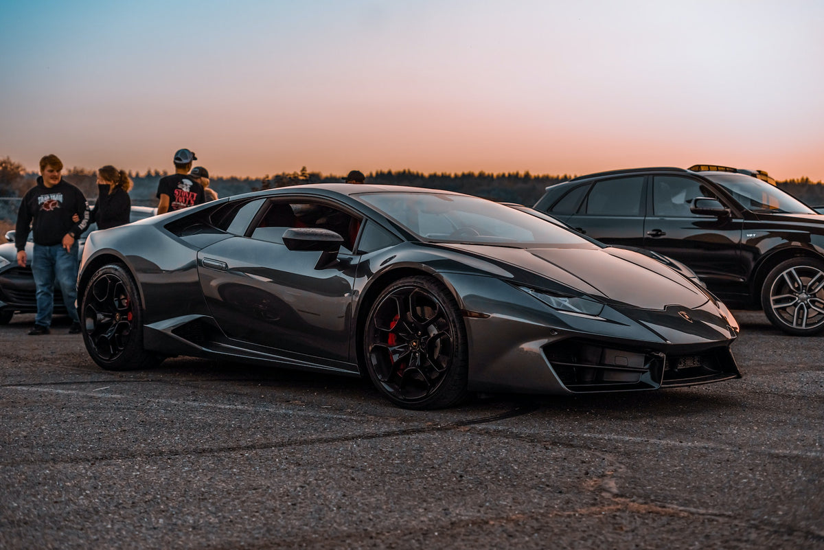 How to Spot a Performance Vehicle