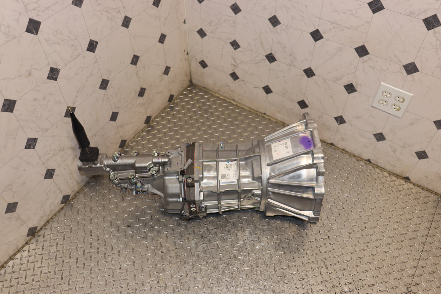 Brand New JDM Toyota R154 5-Speed Manual Transmission - 0 Miles Factory Spec