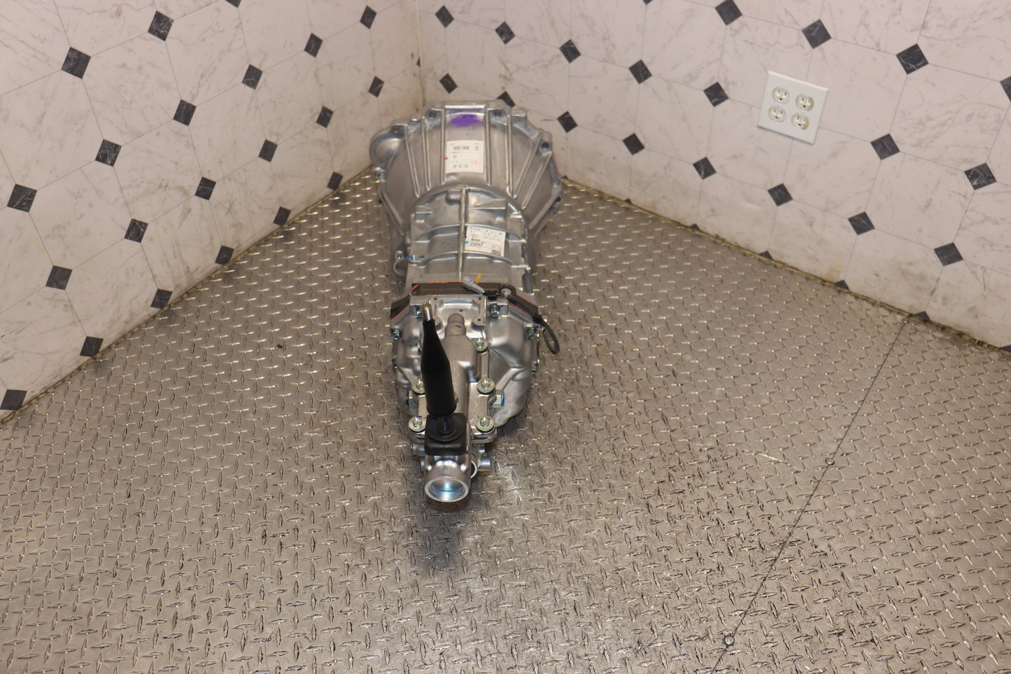 Brand New JDM Toyota R154 5-Speed Manual Transmission - 0 Miles Factory Spec