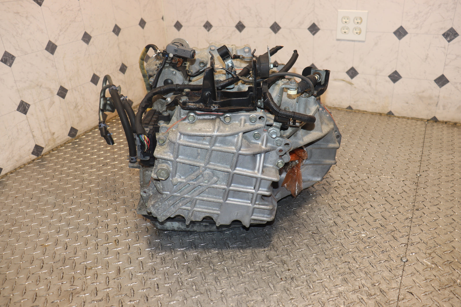 2011-2016 Toyota Sienna 3.5L 2GR-FE FWD Automatic Transmission U660E OEM