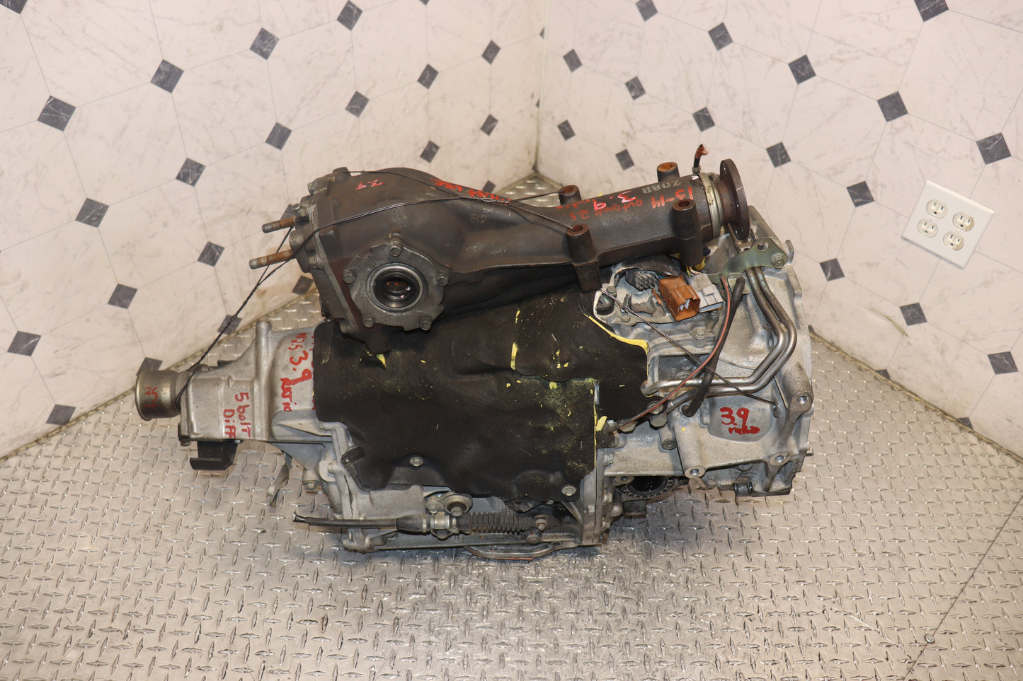 2013-2015 Subaru Outback 2.5L JDM Automatic AWD CVT Transmission TR580 FB25