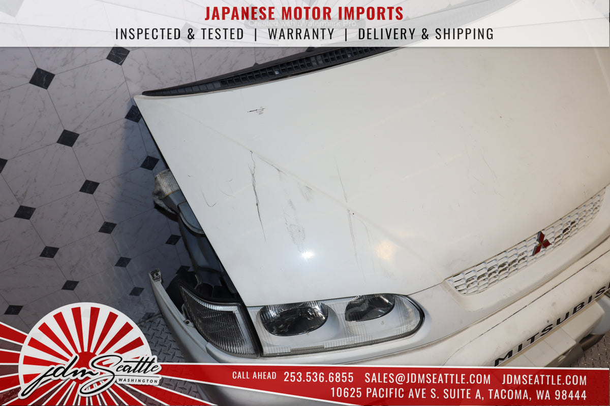 JDM 1997-2007 Mitsubishi Delica Front End /  Nose Cut / Front Clip w/ Hood Bumper Lights WHITE