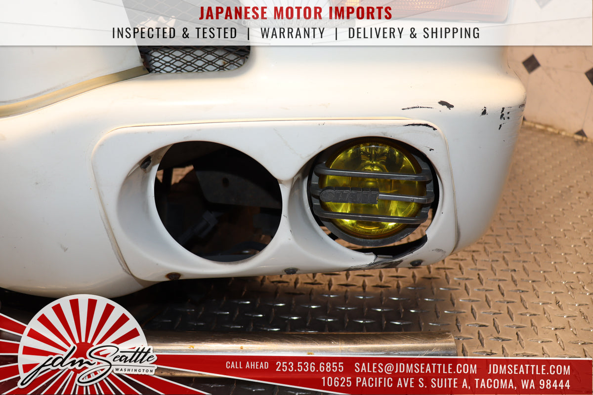 JDM 1997-2007 Mitsubishi Delica Front End /  Nose Cut / Front Clip w/ Hood Bumper Lights WHITE