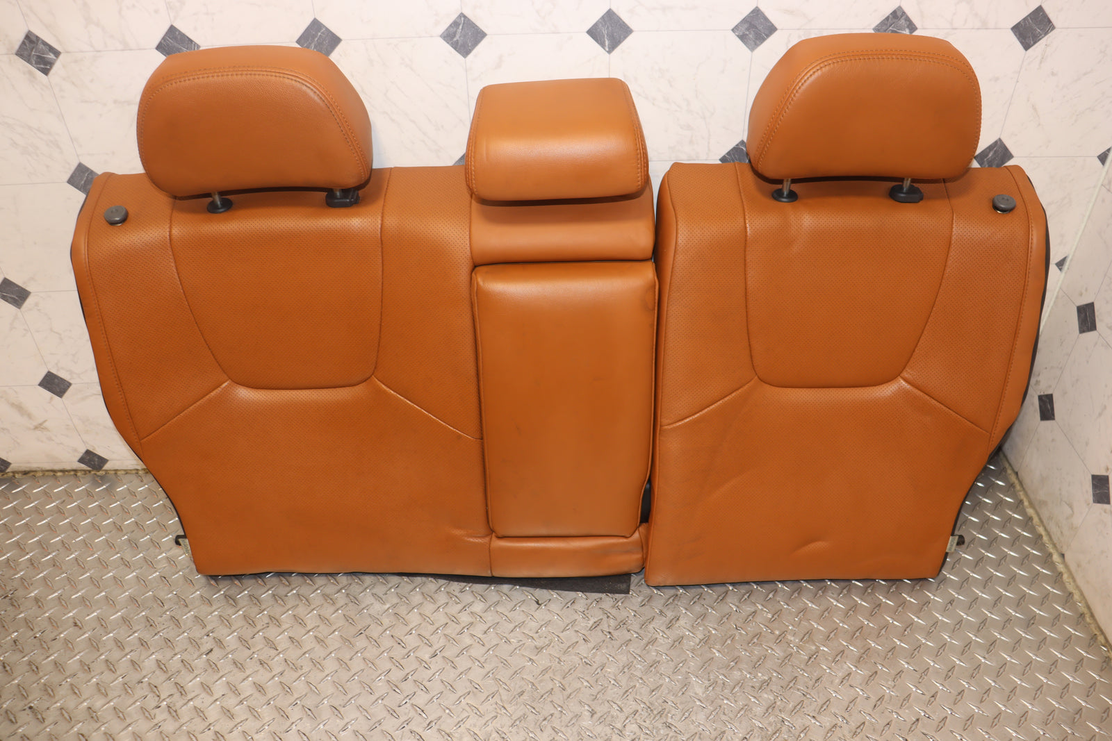 JDM 2008 - 2014 SUBARU IMPREZA WRX STI PREMIUM GRB GVF COMPLETE FRONT AND REAR LEATHER POWER SEATS W/ STEERING WHEEL