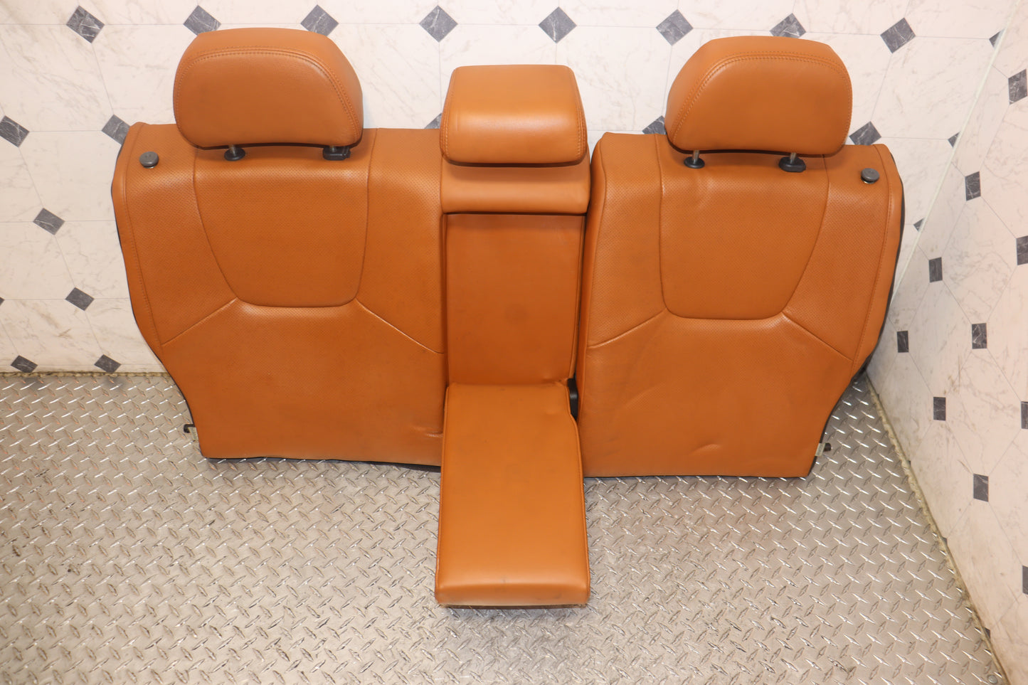 JDM 2008 - 2014 SUBARU IMPREZA WRX STI PREMIUM GRB GVF COMPLETE FRONT AND REAR LEATHER POWER SEATS W/ STEERING WHEEL