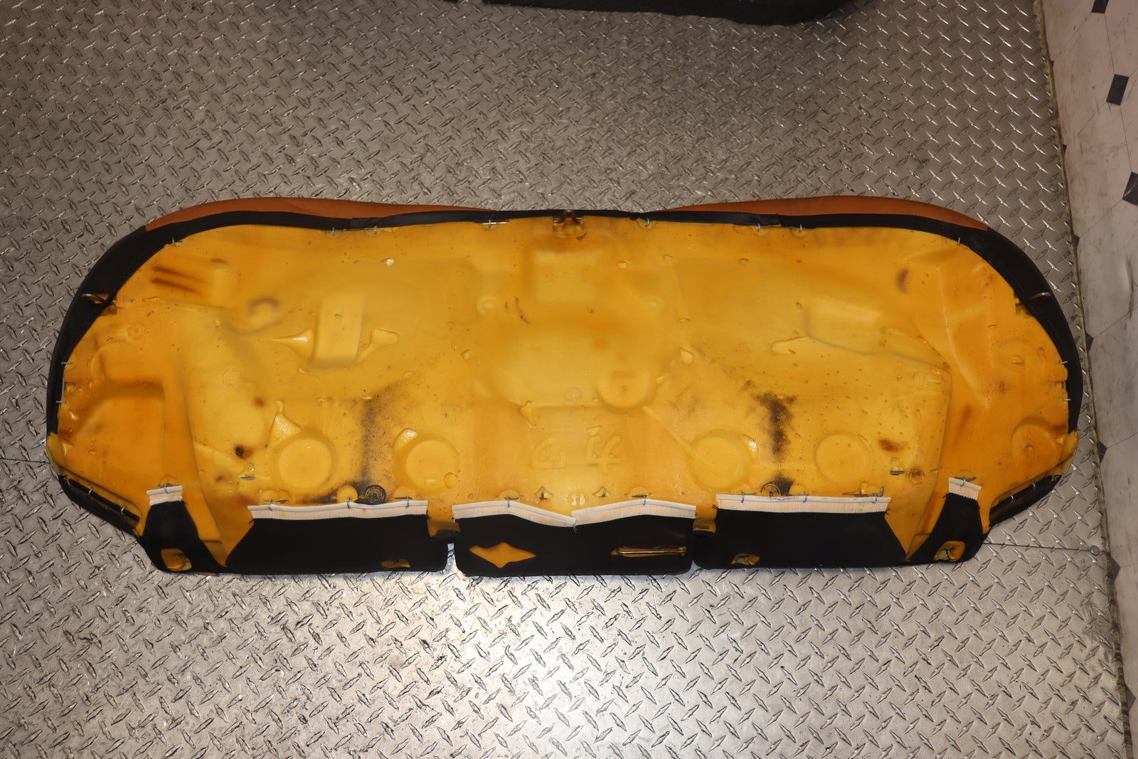 JDM 2008 - 2014 SUBARU IMPREZA WRX STI PREMIUM GRB GVF COMPLETE FRONT AND REAR LEATHER POWER SEATS W/ STEERING WHEEL