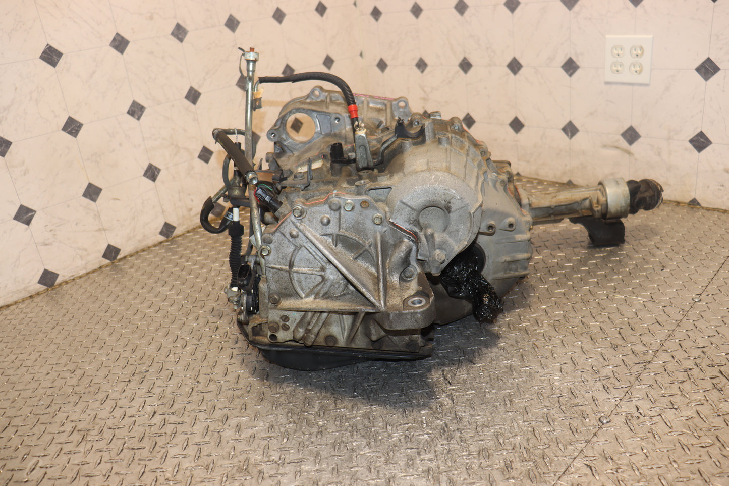 2004 2005 Toyota RAV4 2.4L AWD Automatic Transmission JDM 2AZ-FE