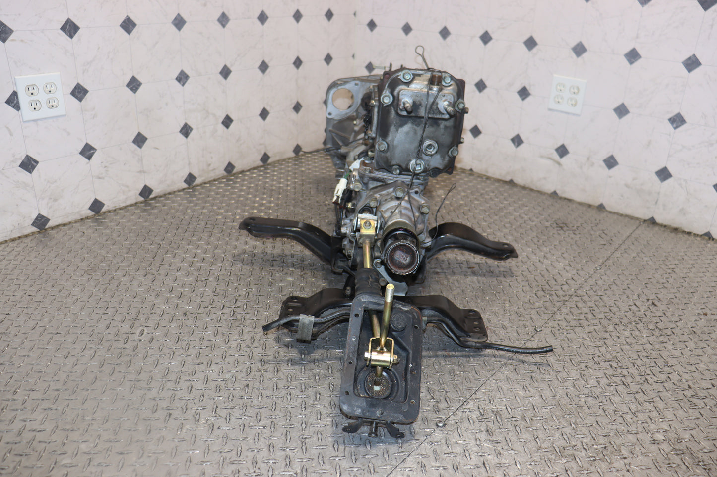 1999-2002 Subaru Impreza JDM WRX STi GC8 Version 5/6 Type-RA Limited EJ207 5-Speed Manual Transmission w/ Rear Diff & Axles