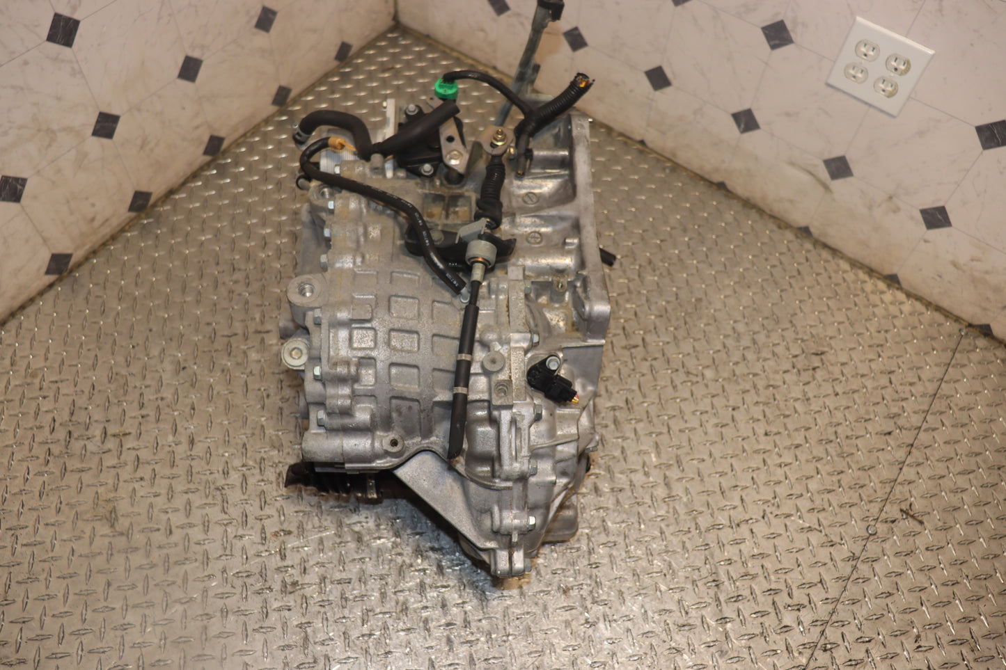 2007 2008 2009 2010 2011 2012 Nissan Sentra 2.0L Automatic CVT Transmission JDM MR20DE OEM