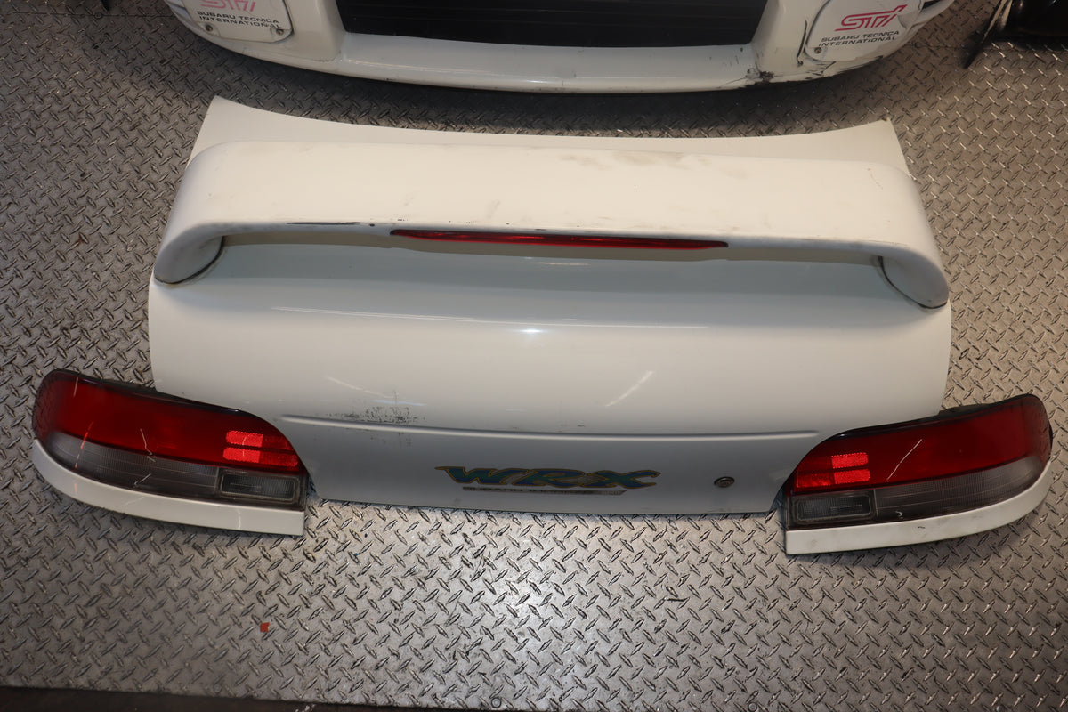 JDM 99-02 SUBARU IMPREZA WRX GC8 COMPLETE FRONT END CONVERSION AND REAR PARTS
