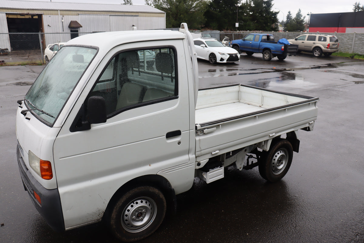 JDM 1998 SUZUKI CARRY KEI TRUCK V-DD51T 4WD