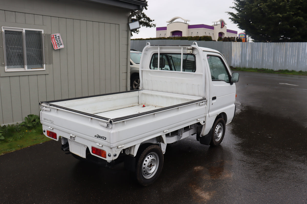 JDM 1998 SUZUKI CARRY KEI TRUCK V-DD51T 4WD