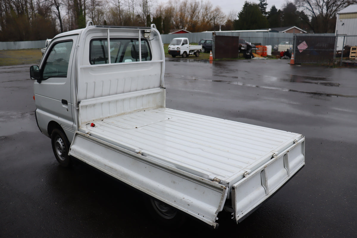 JDM 1998 SUZUKI CARRY KEI TRUCK V-DD51T 4WD