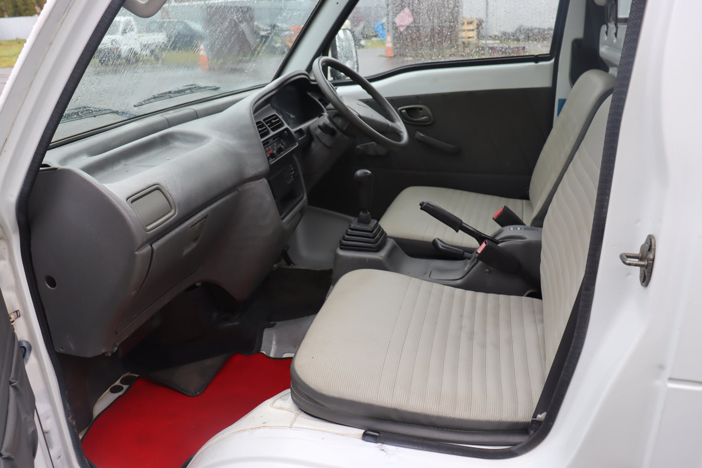 JDM 1998 SUZUKI CARRY KEI TRUCK V-DD51T 4WD
