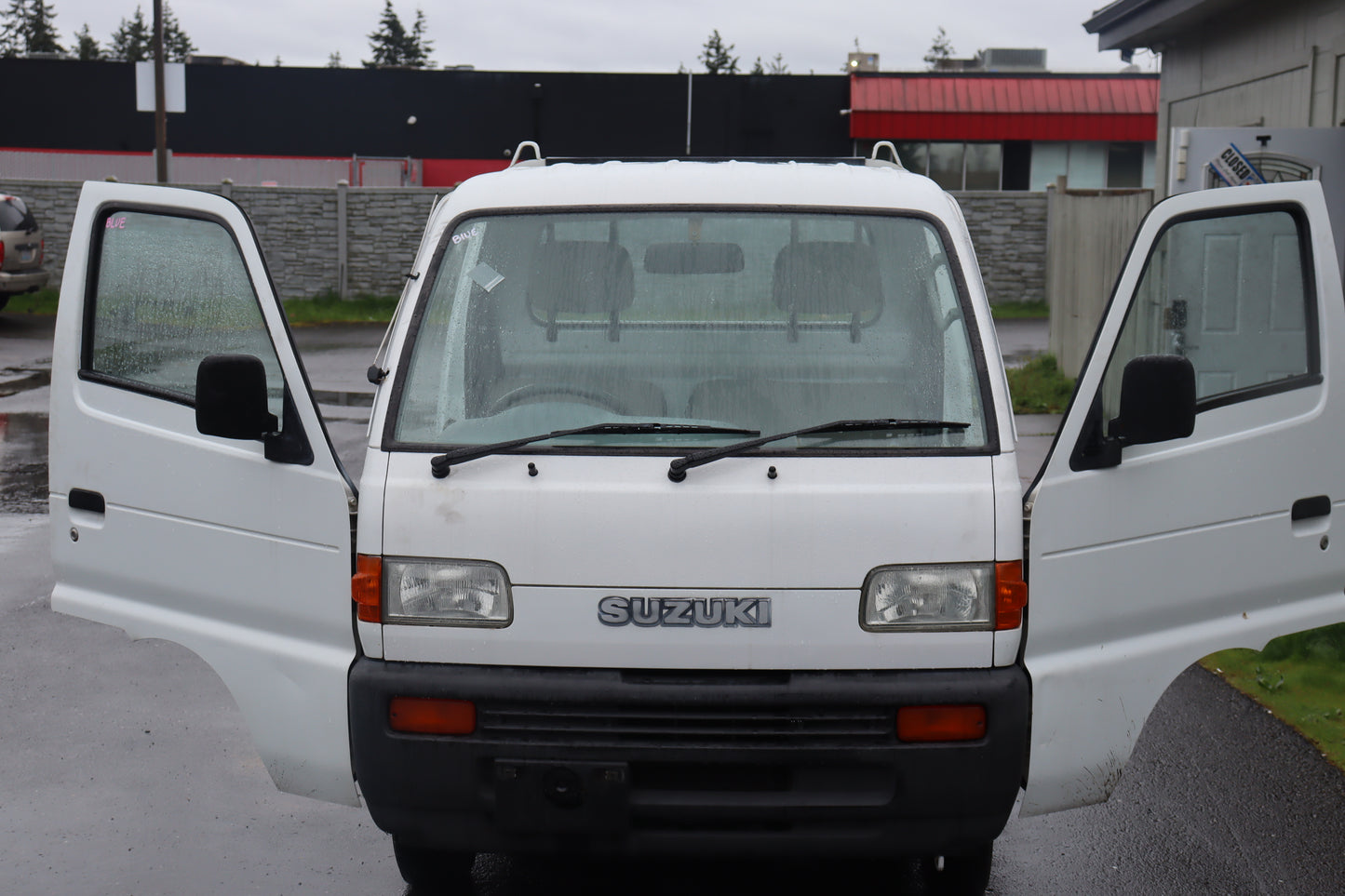 JDM 1998 SUZUKI CARRY KEI TRUCK V-DD51T 4WD