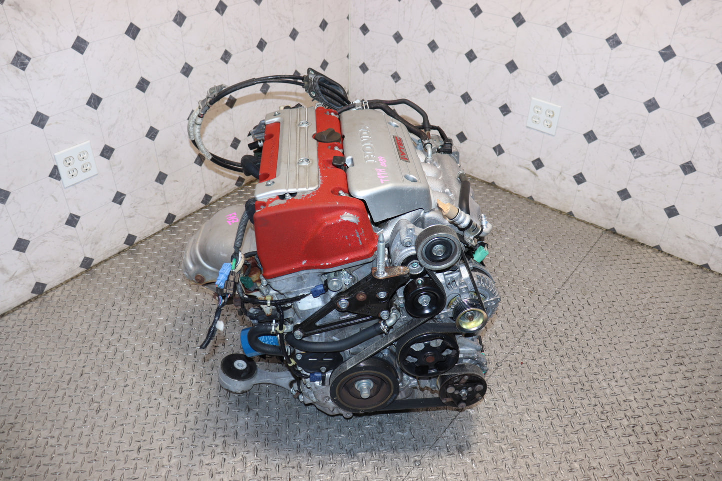 Honda Civic FN2 Type R K20A JDM Engine | 2.0L Inline-4 Cylinder DOHC i-VTEC Motor + 6 Speed Manual Transmission