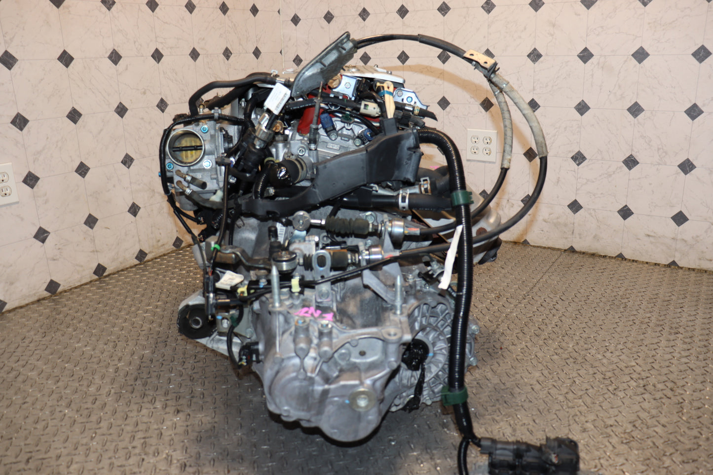 Honda Civic FN2 Type R K20A JDM Engine | 2.0L Inline-4 Cylinder DOHC i-VTEC Motor + 6 Speed Manual Transmission