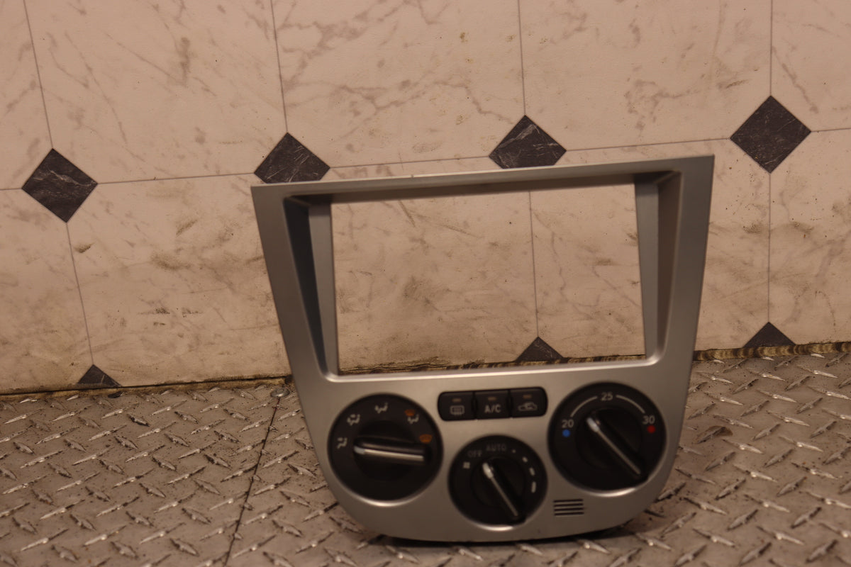 2002 2003 2004 Subaru Impreza WRX Bugeye Blobeye Double DIN Radio Bezel Climate Control JDM OEM