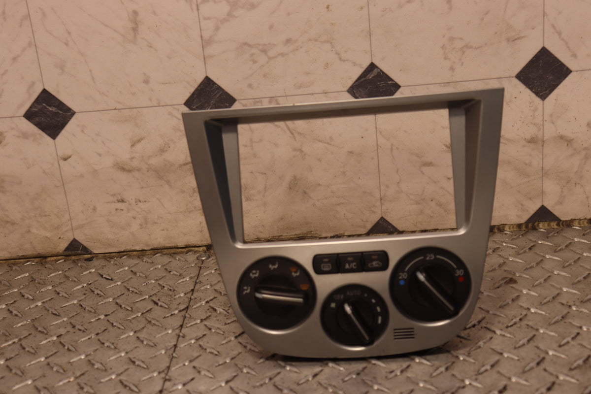2002 2003 2004 Subaru Impreza WRX Bugeye Blobeye Double DIN Radio Bezel Climate Control JDM OEM
