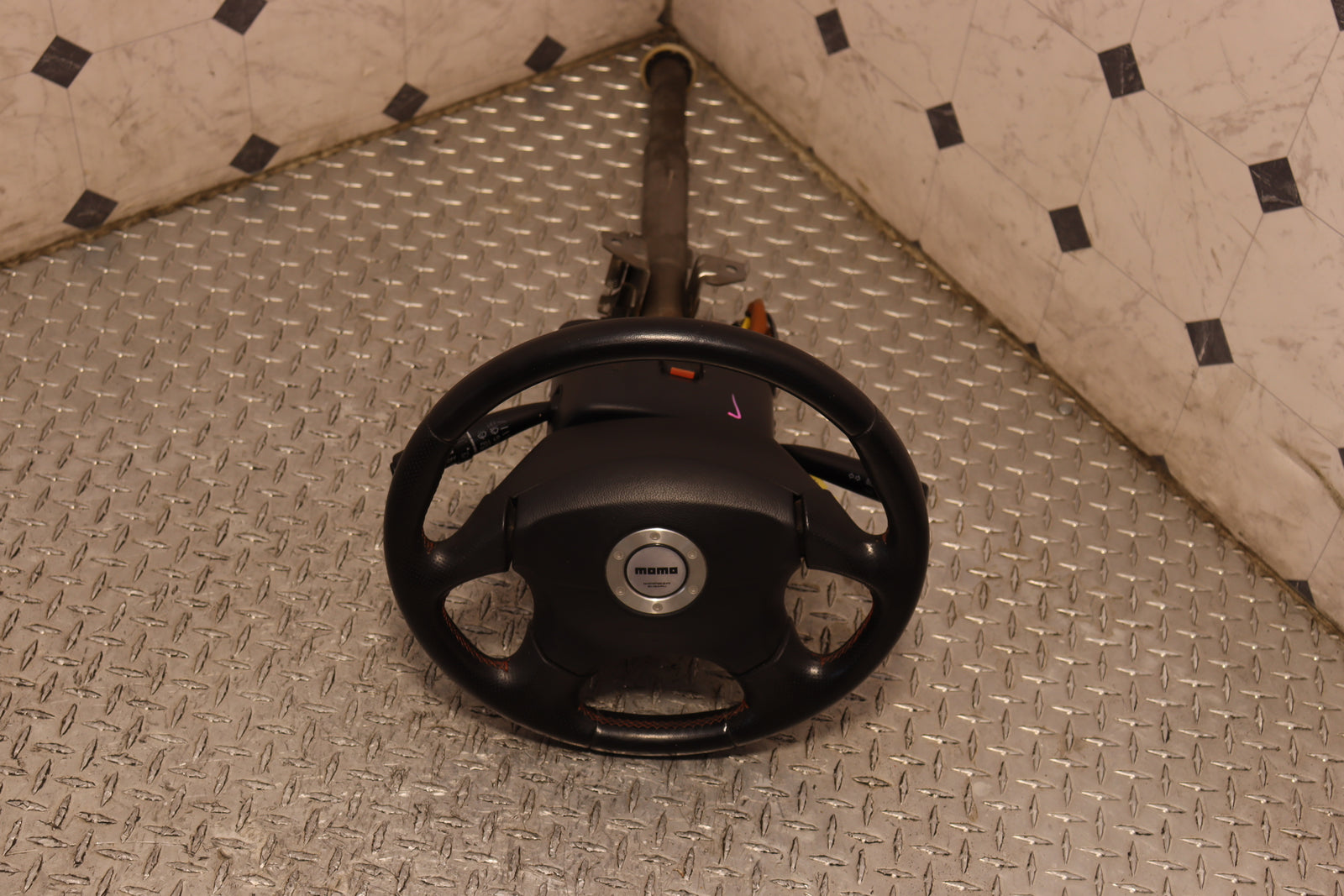 2002 2003 2004 2005 2006 2007 Subaru Impreza WRX STI GD GG Momo Leather Steering Wheel & Airbag JDM OEM