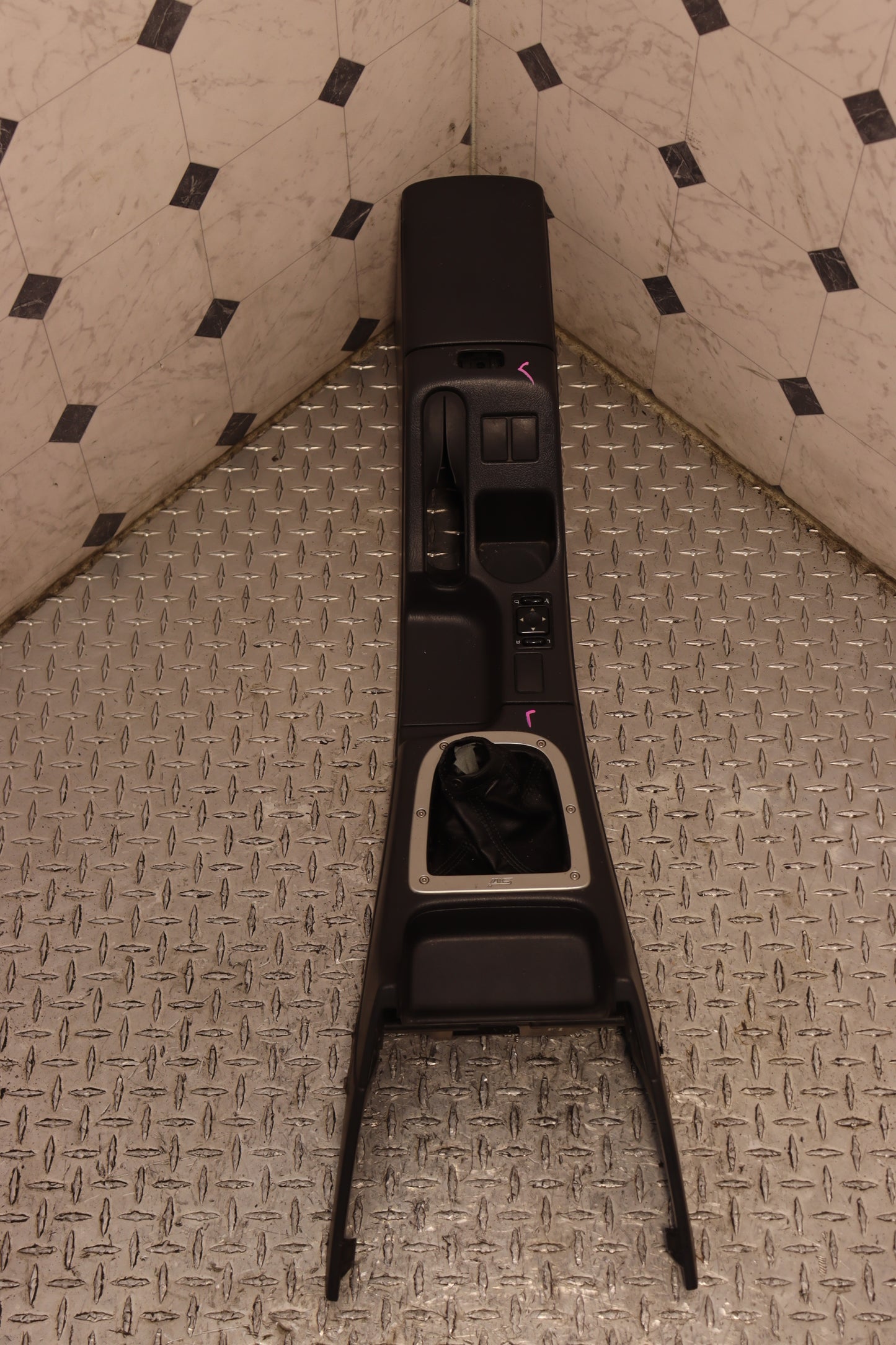2002 2003 2004 2005 2006 2007 Subaru Impreza WRX STI GD GG Center Console Armrest Assembly JDM OEM
