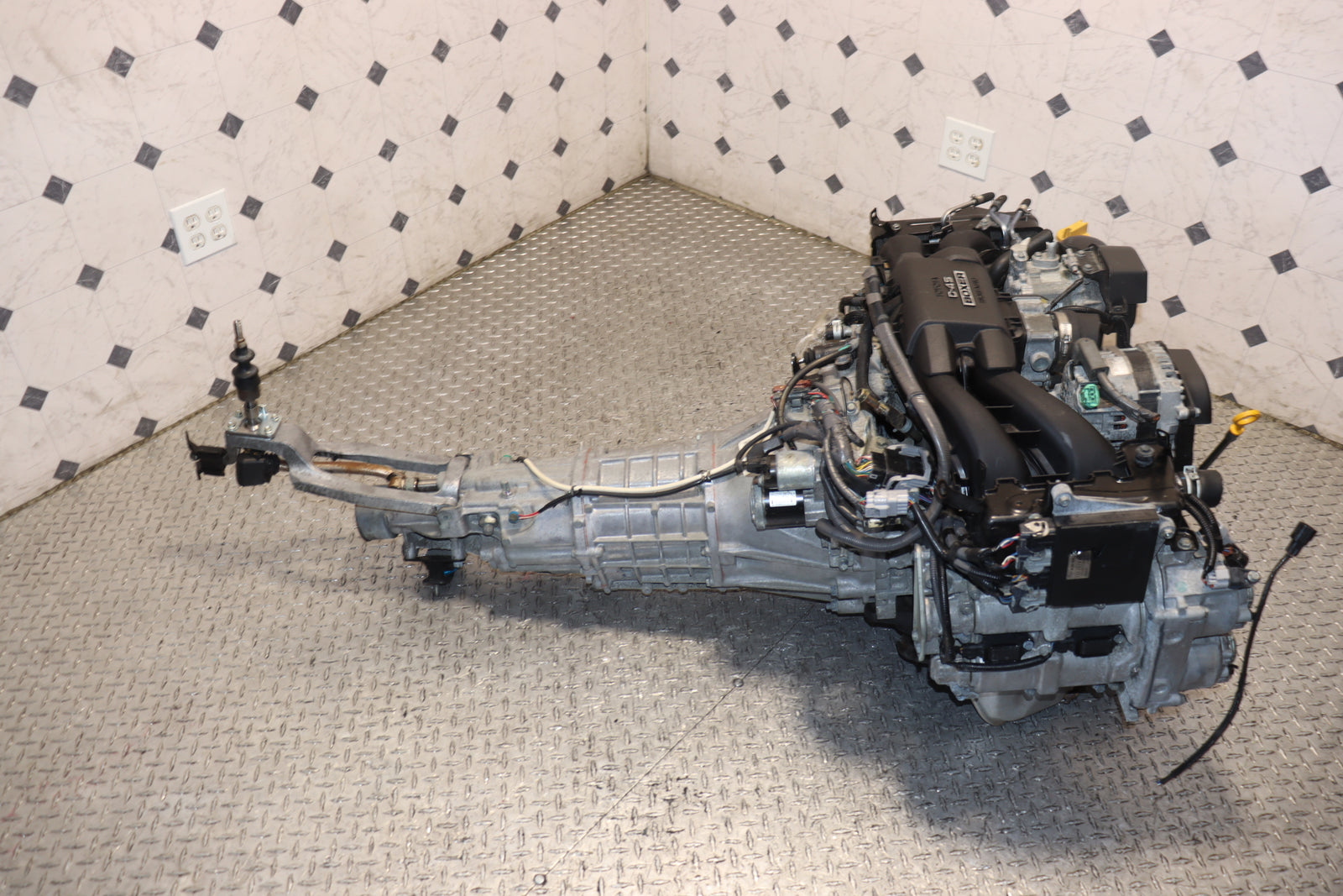 Scion FR-S Subaru BRZ Toyota GT86 2.0L DOHC D-4S Boxer Engine & 6 Speed Manual Transmission Swap JDM FA20