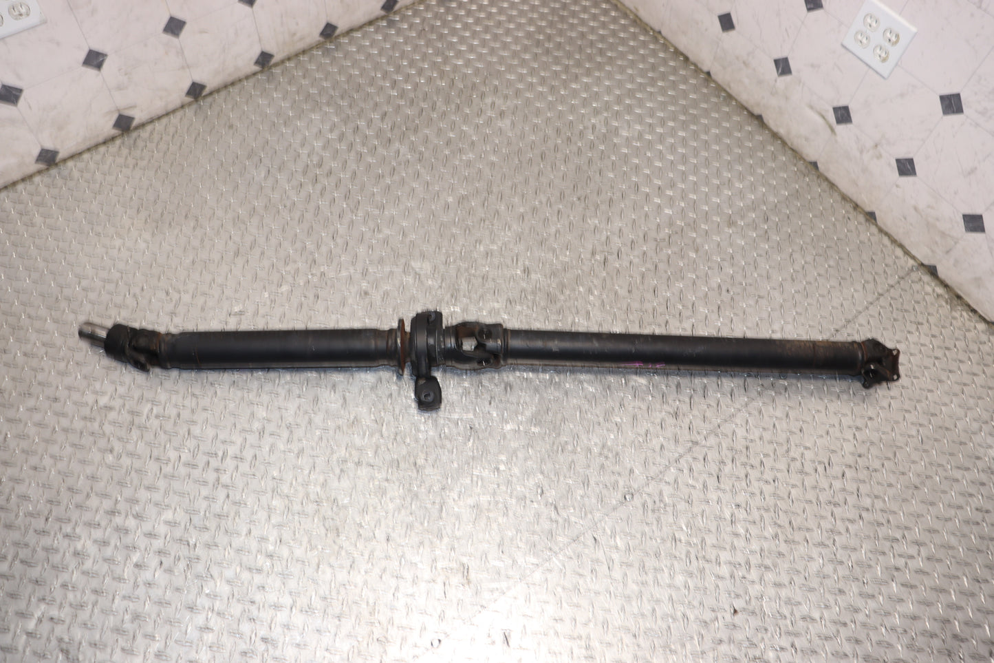 2004 2005 2006 2007 Subaru Impreza WRX STI 6 Speed Driveshaft Assembly JDM OEM