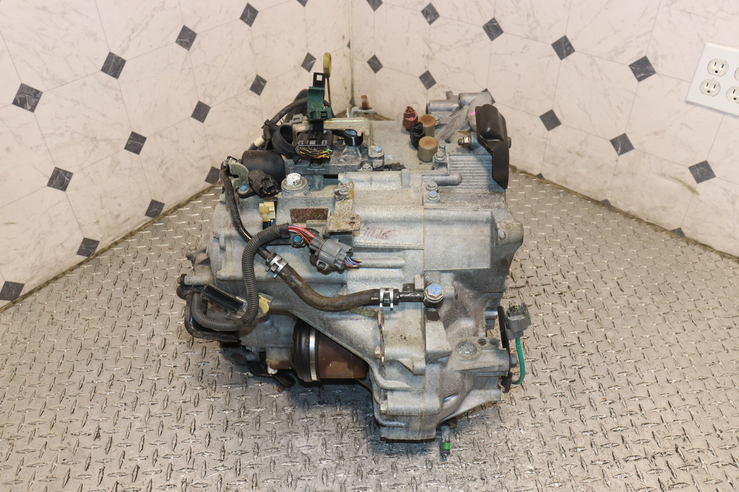 2002-2004 Honda Odyssey JDM 3.5L J35A V6 Automatic Transmission 2WD OEM