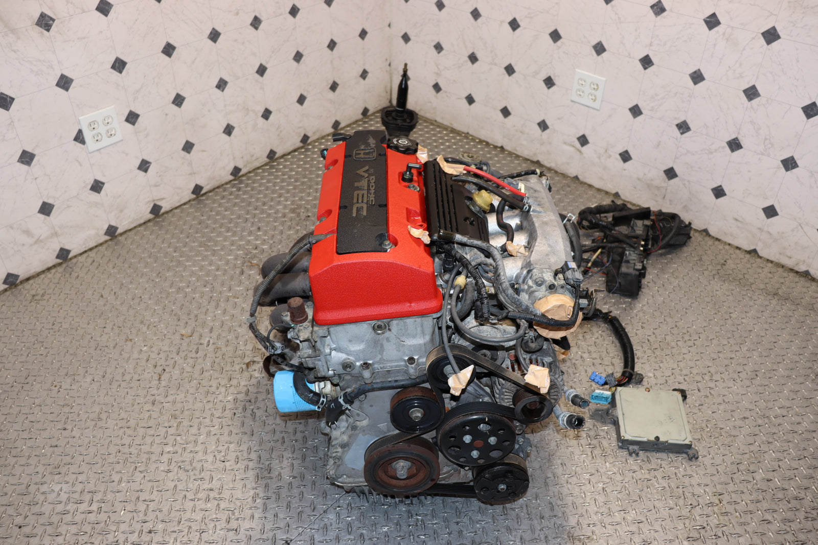 2000 2001 2002 2003 Honda S2000 AP1 F20C 2.0L Engine & 6 Speed Manual Transmission Swap JDM
