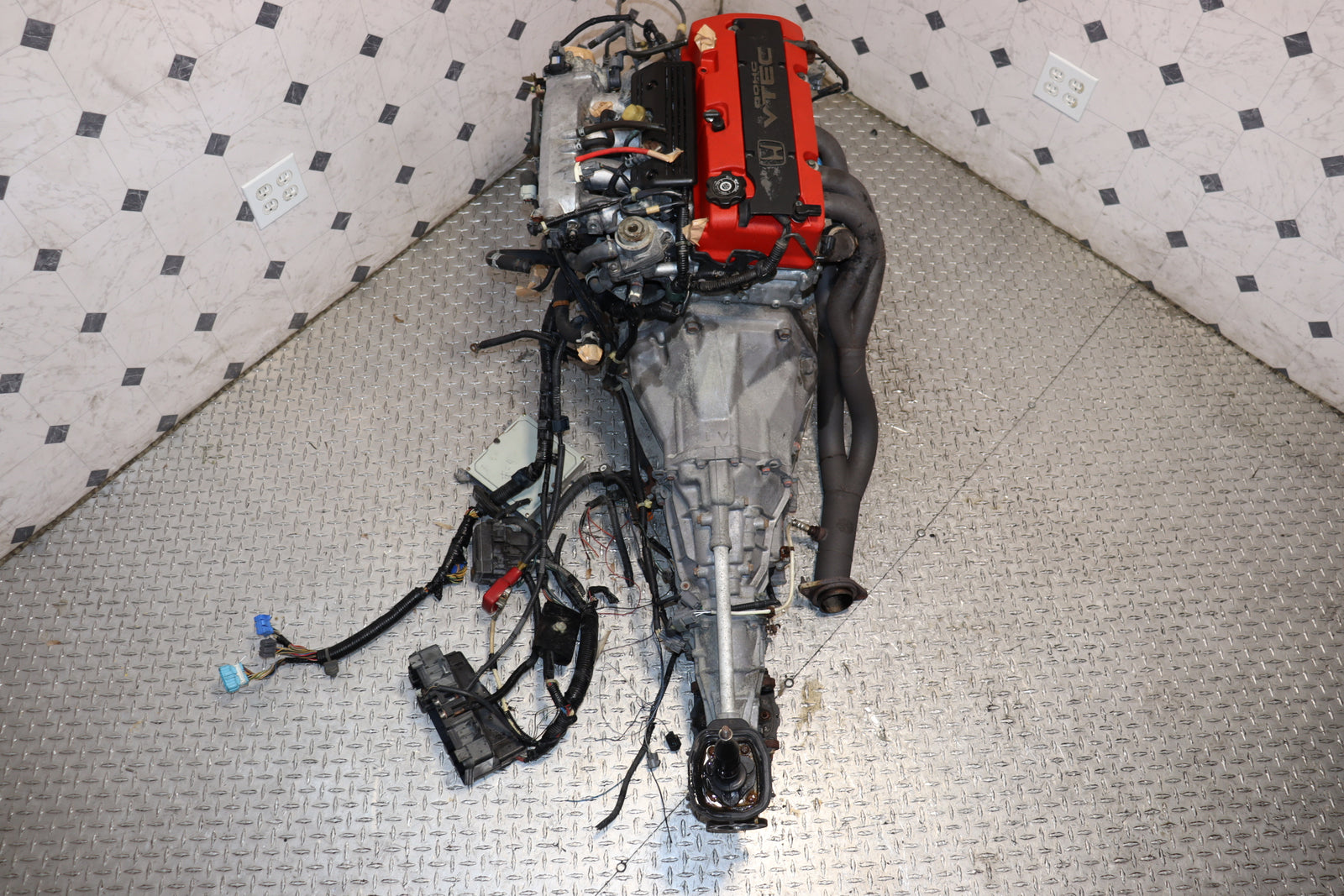 2000 2001 2002 2003 Honda S2000 AP1 F20C 2.0L Engine & 6 Speed Manual Transmission Swap JDM