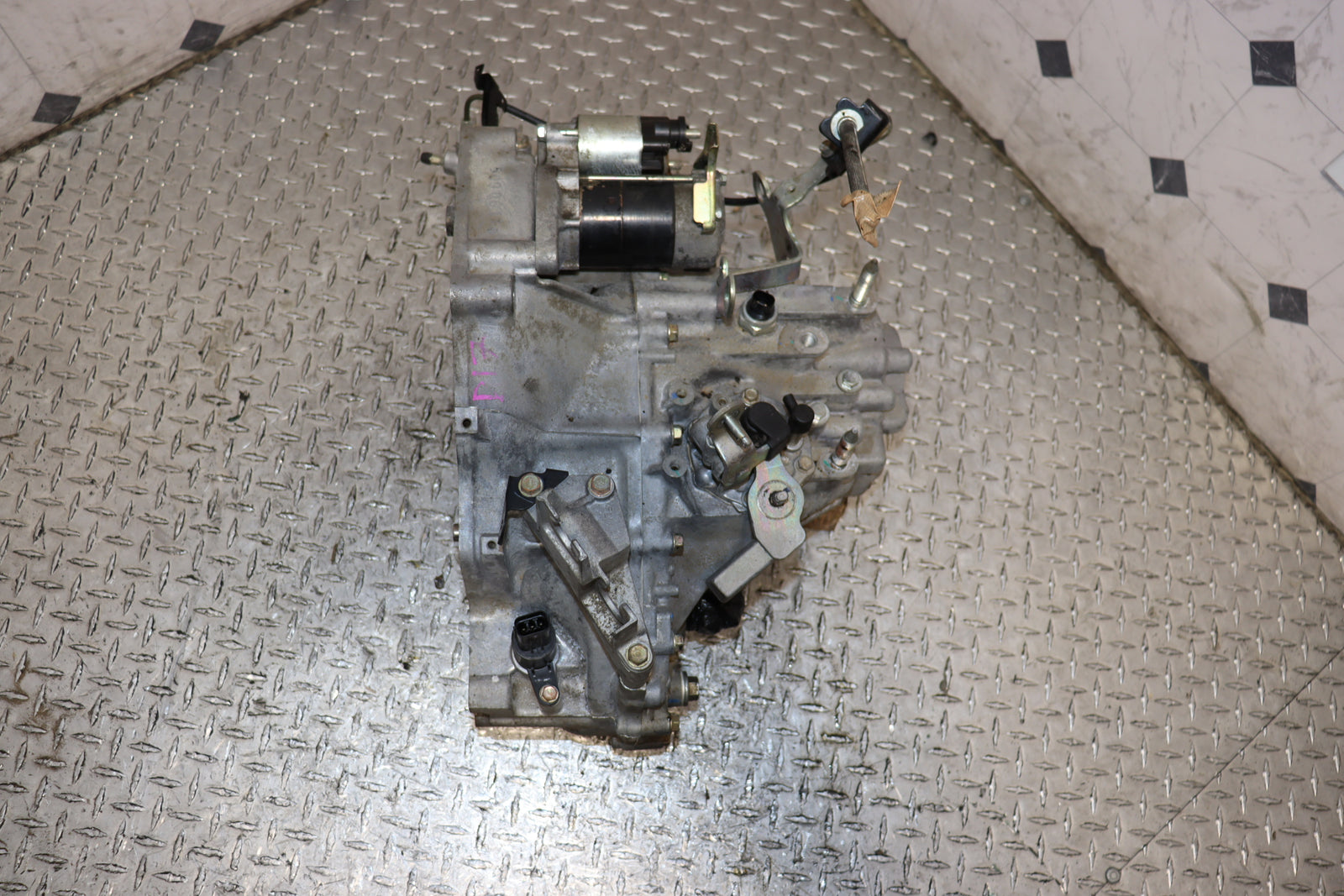 2001 2002 2003 2004 2005 Honda Civic 1.7L 5 Speed Manual Transmission JDM D17A OEM