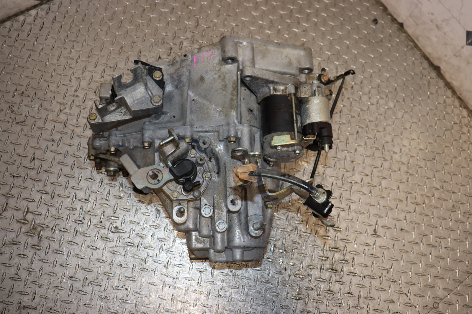 2001 2002 2003 2004 2005 Honda Civic 1.7L 5 Speed Manual Transmission JDM D17A OEM