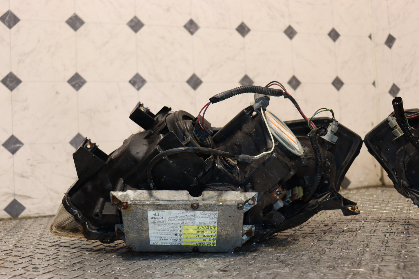 2000-2003 Honda S2000 JDM AP1 HID Headlights Pair Left Right Side OEM