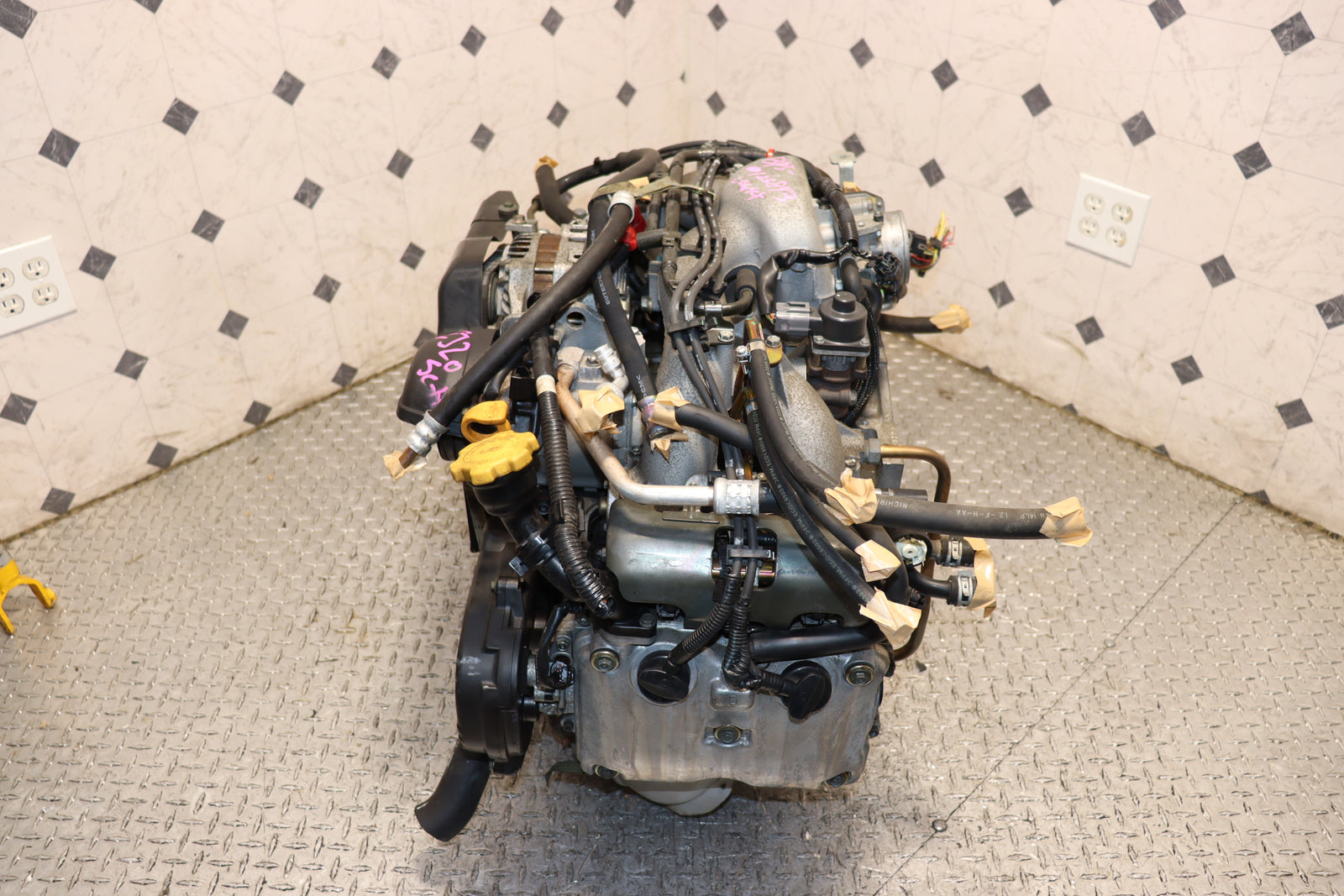 2000 2001 2002 2003 2004 2005 Subaru Outback 2.0L H4 SOHC Engine JDM EJ20
