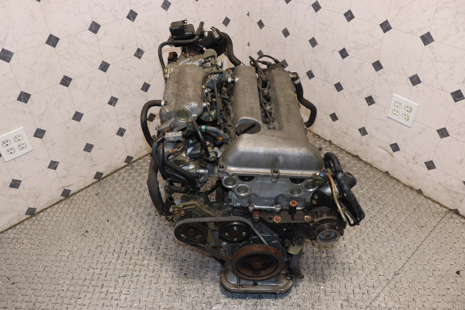 Nissan Sentra SE-R Infiniti G20 SR20DE 2.0L DOHC Engine JDM Silvertop High Port Low Port