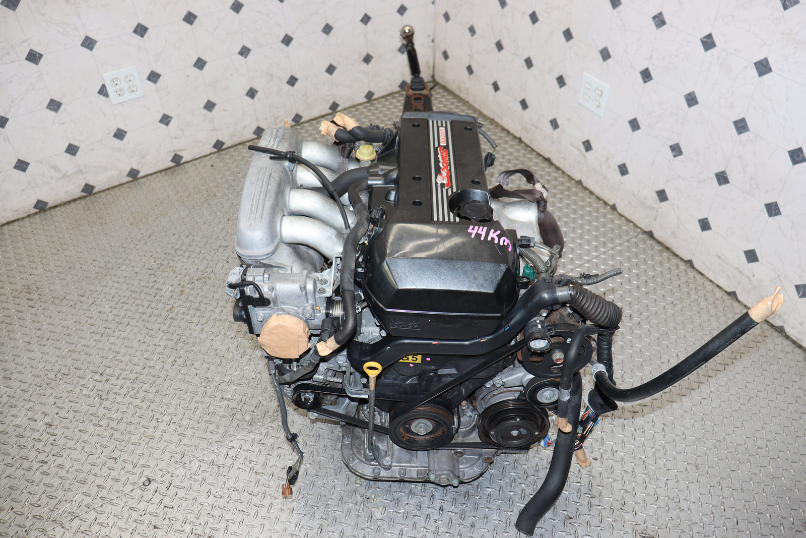 1998-2005 (G5-Ultra Rare) Jdm Toyota Altezza SXE10 Blacktop BEAMS Engine & 6-Speed Manual J160 Transmission Swap